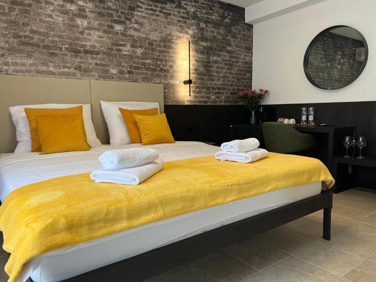 Arena Prestige Rooms Pula Exterior foto